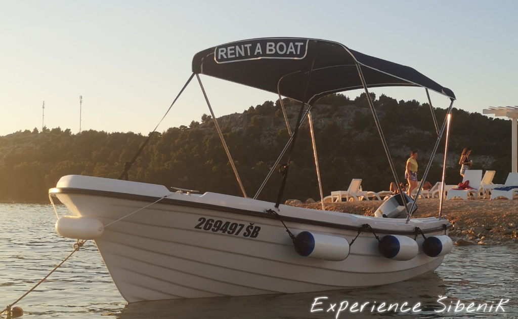 Rent a boat Experience Sibenik