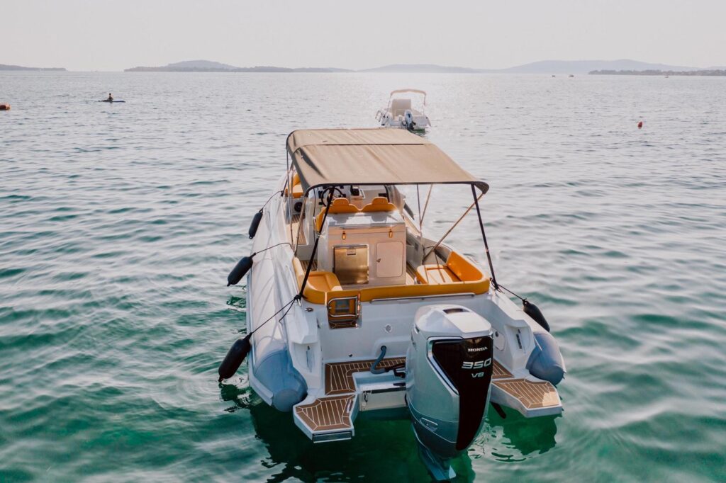 rent a boat sibenik